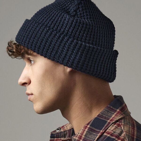 Classic waffle knit beanie Thumbnail